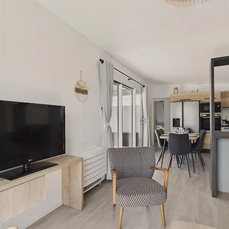 Neuf Pour 6 Avec Piscine Chauffee A L'annee Chalet Saint-Gilles-Croix-de-Vie